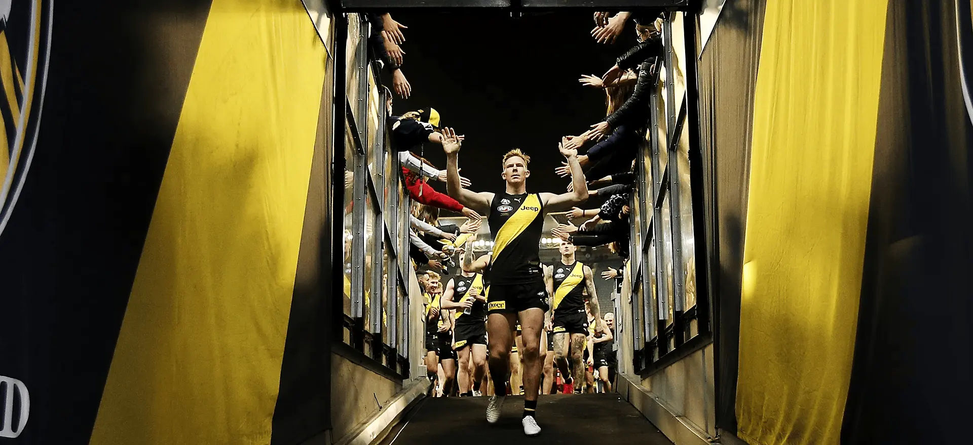 Richmond team victory walk into the change rooms
